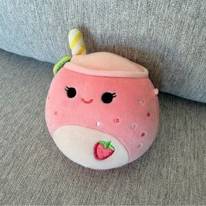🍓 Squishmallows Strawberry Drink Plush Toy – Charming & Cuddly